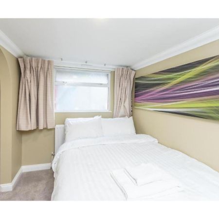 Uno Hotel Heathrow Windsor Σλόουθ Εξωτερικό φωτογραφία