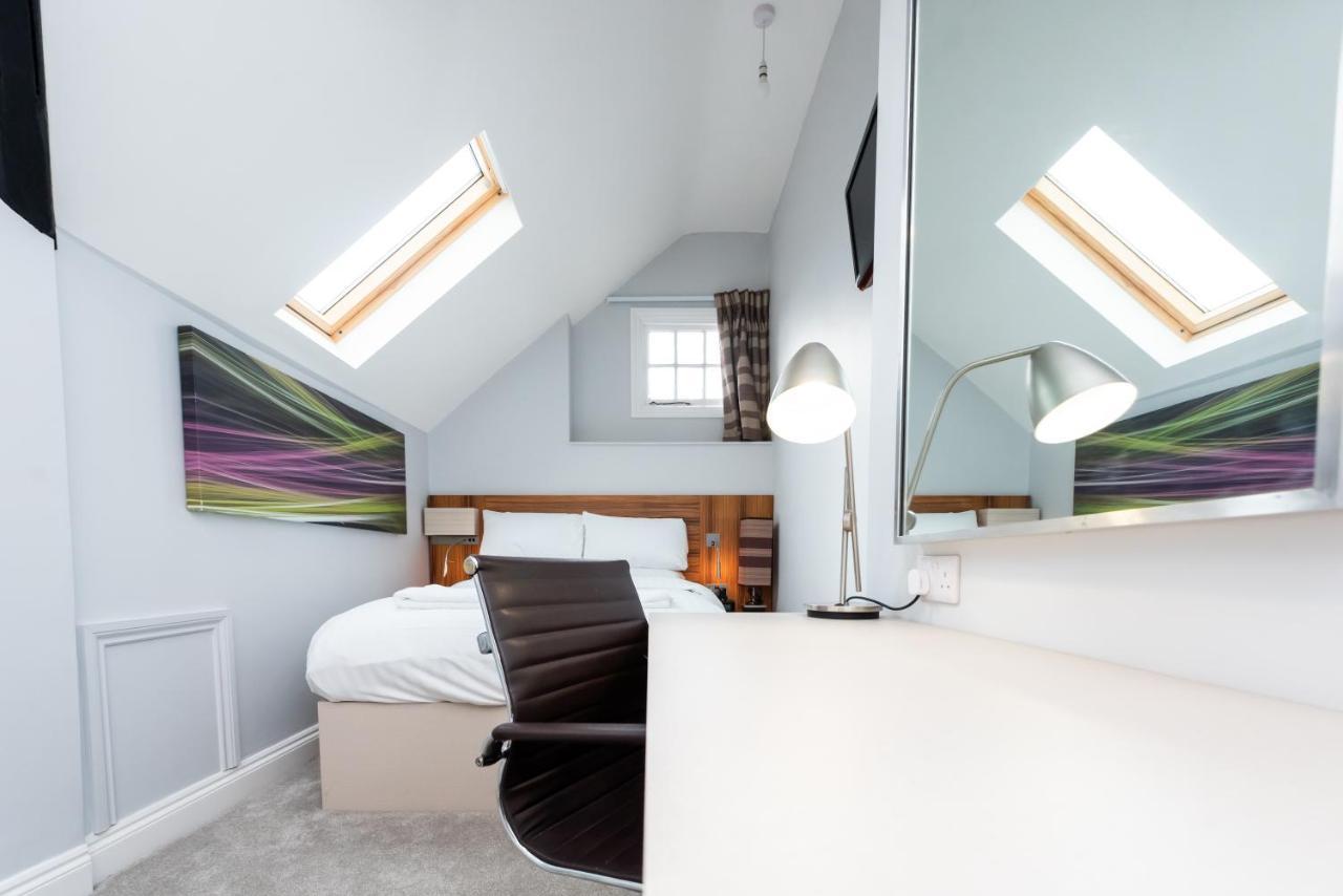 Uno Hotel Heathrow Windsor Σλόουθ Εξωτερικό φωτογραφία