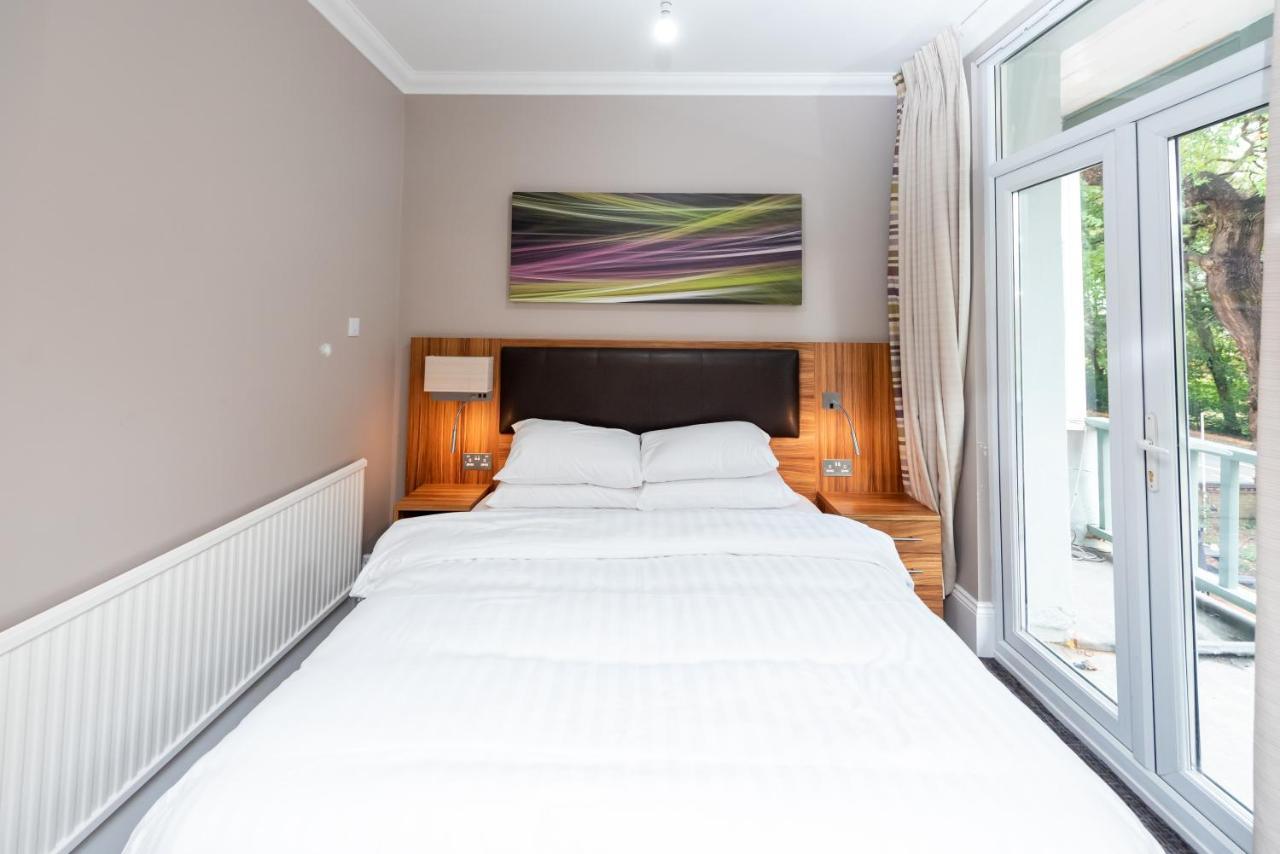 Uno Hotel Heathrow Windsor Σλόουθ Εξωτερικό φωτογραφία