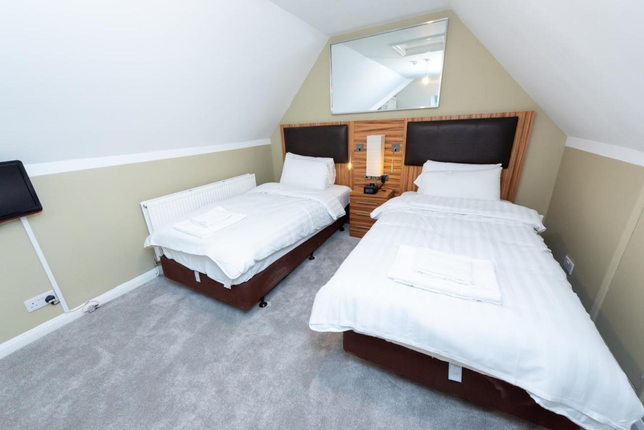 Uno Hotel Heathrow Windsor Σλόουθ Εξωτερικό φωτογραφία