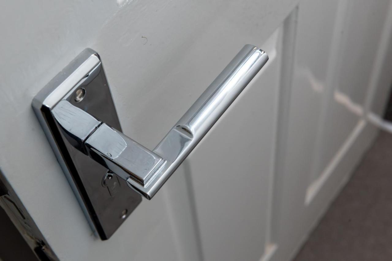 Uno Hotel Heathrow Windsor Σλόουθ Εξωτερικό φωτογραφία