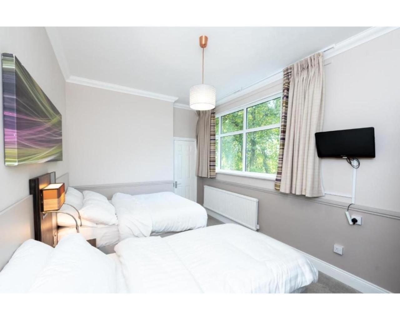 Uno Hotel Heathrow Windsor Σλόουθ Εξωτερικό φωτογραφία
