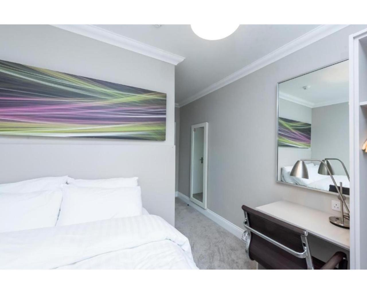 Uno Hotel Heathrow Windsor Σλόουθ Δωμάτιο φωτογραφία
